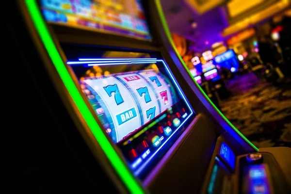 Roulette spin captured live Roulette wheel spin on kurnia toto table